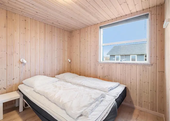 Dom wakacyjny In With Sauna Løkken