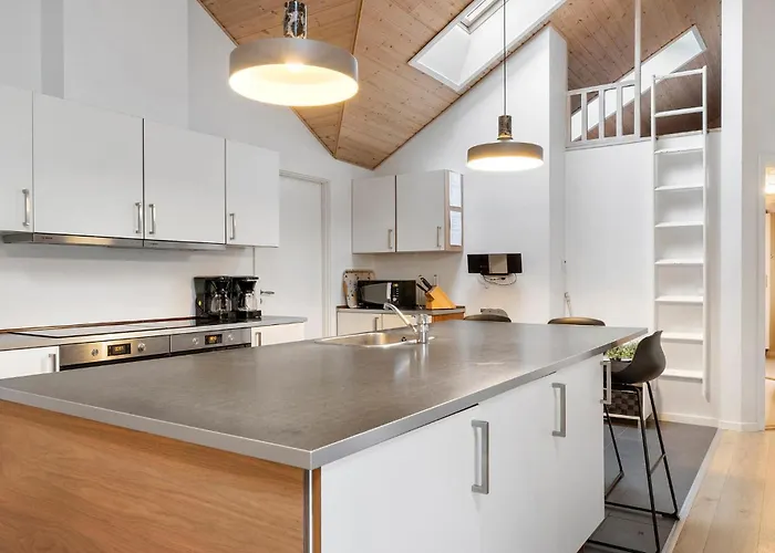 In With Sauna בית נופש לוקן