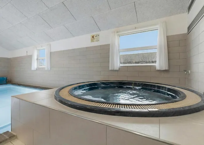 בית נופש In With Sauna *