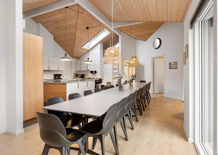 בית נופש In With Sauna לוקן